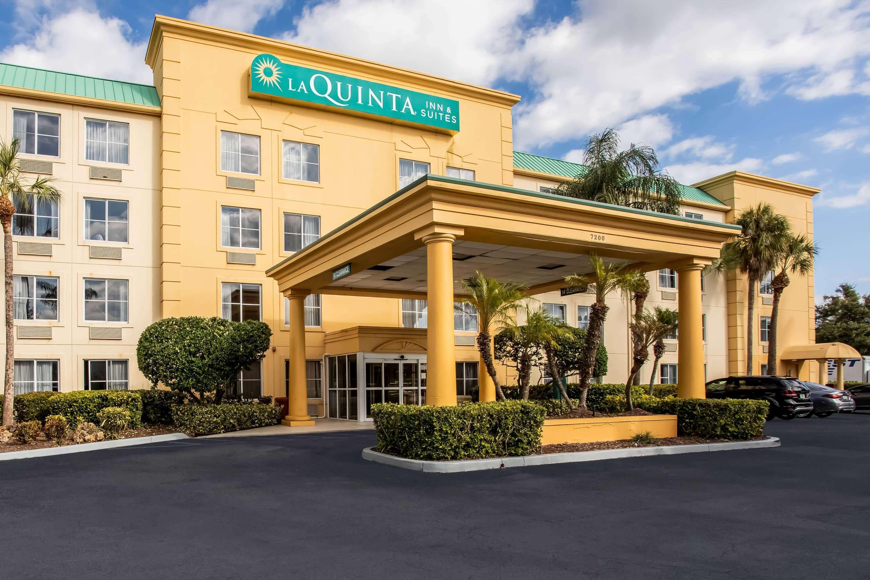 Hotel La Quinta By Wyndham Melbourne Viera Extérieur photo