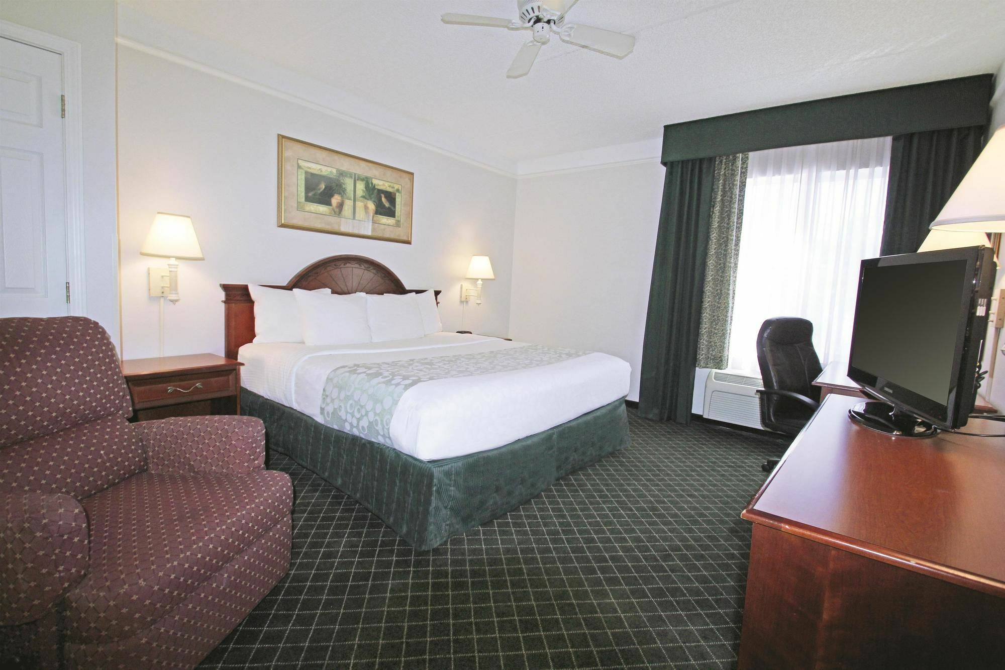 Hotel La Quinta By Wyndham Melbourne Viera Extérieur photo